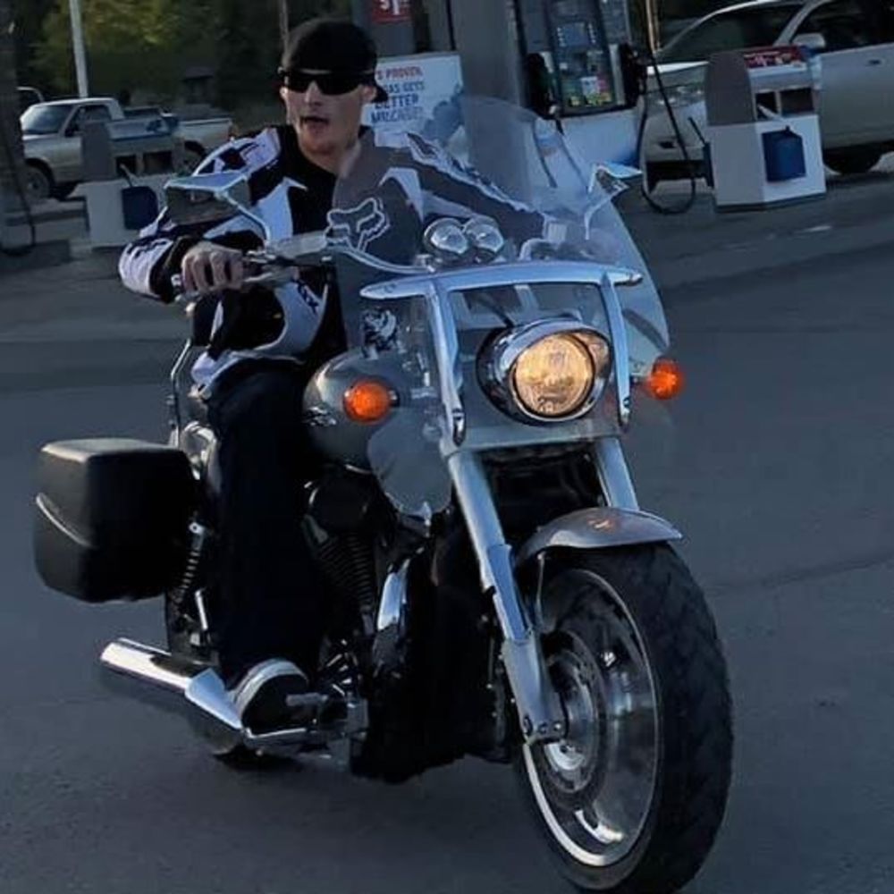 Meet your Posher, Brett